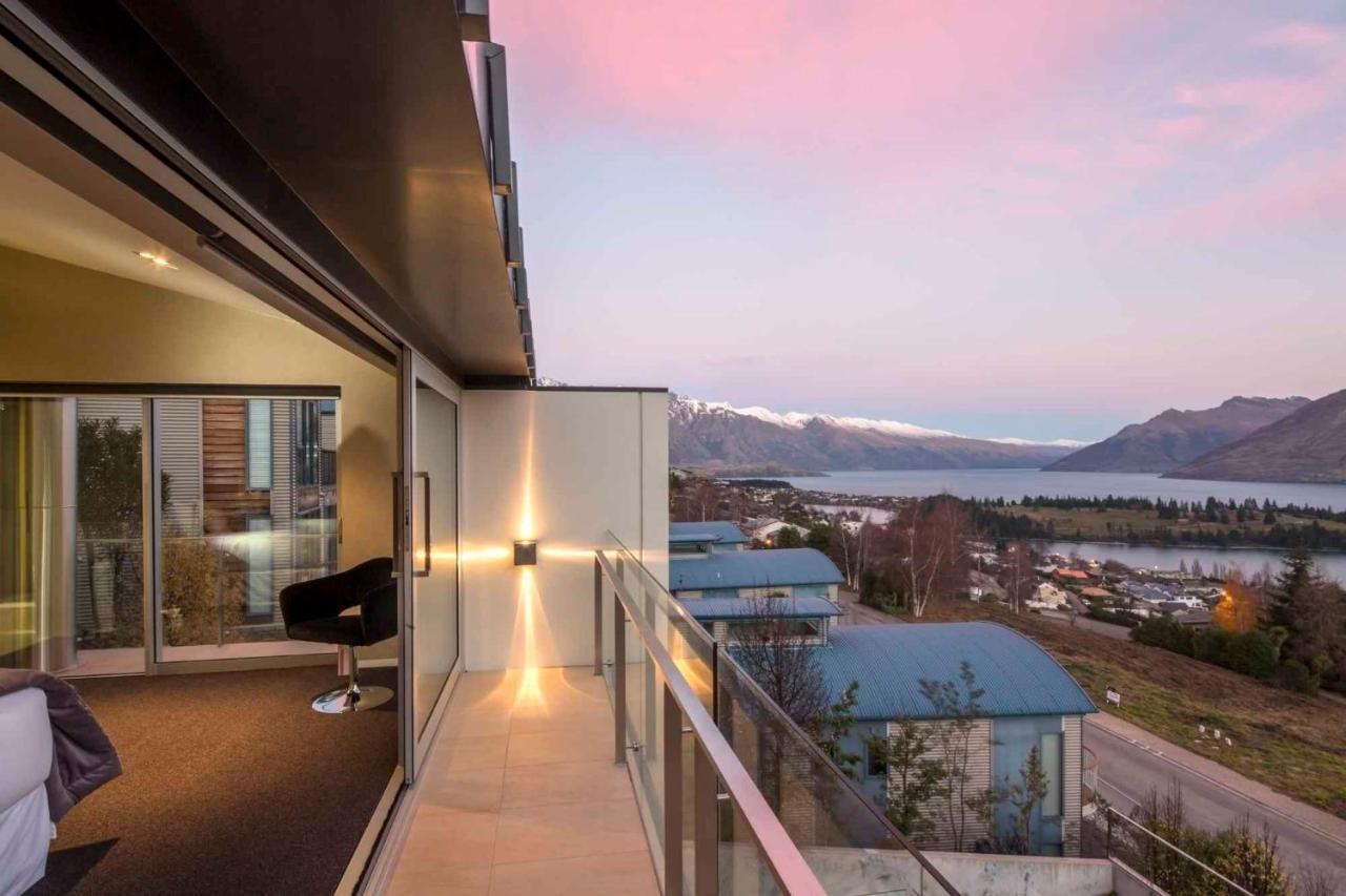 Villa De Luxe, A Relax It'S Done Luxury Holiday Home Queenstown Exterior foto
