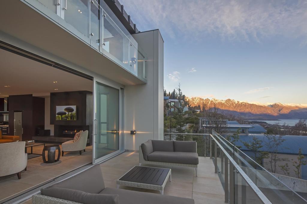 Villa De Luxe, A Relax It'S Done Luxury Holiday Home Queenstown Exterior foto